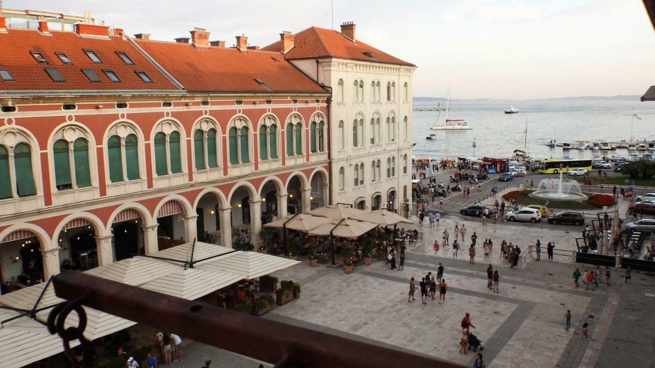 Appartamento Loft At Republic Square Spalato Esterno foto